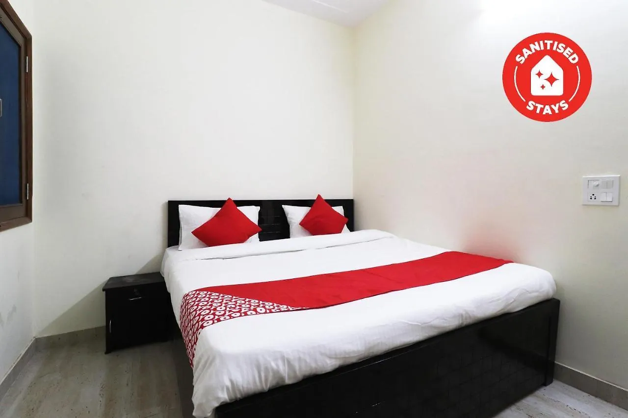 Hotel O Royal King Deluxe Delhi  3*, Delhi (National Capital Territory of India) India