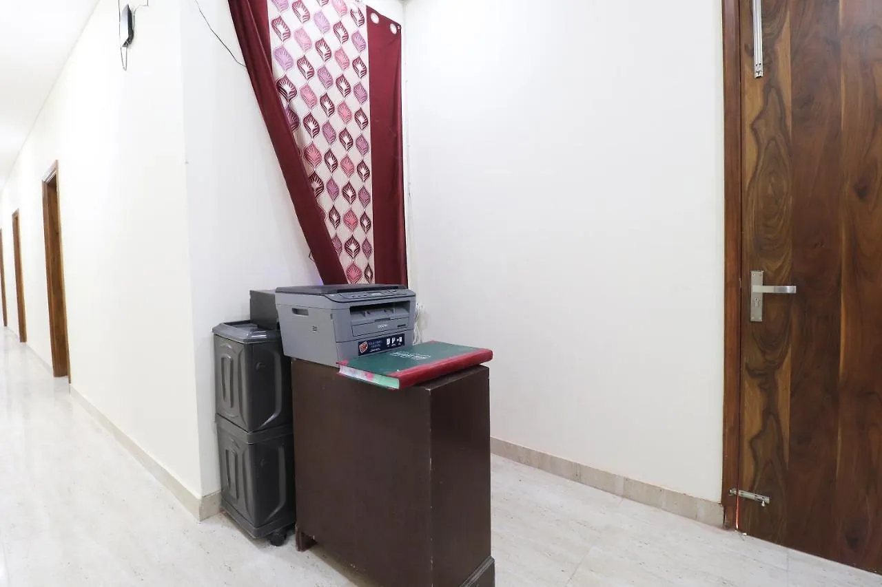 Hotel O Royal King Deluxe Delhi   Delhi (National Capital Territory of India)